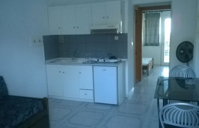 BLUE BLOCK - Photo 2