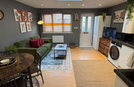 Watford High Street apartment with kitchen & sofa bed - Foto 6