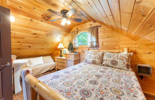 Hoot Owl with a private hot tub - Foto 15