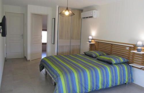 Lou Pitchot Maximénet - Foto 39