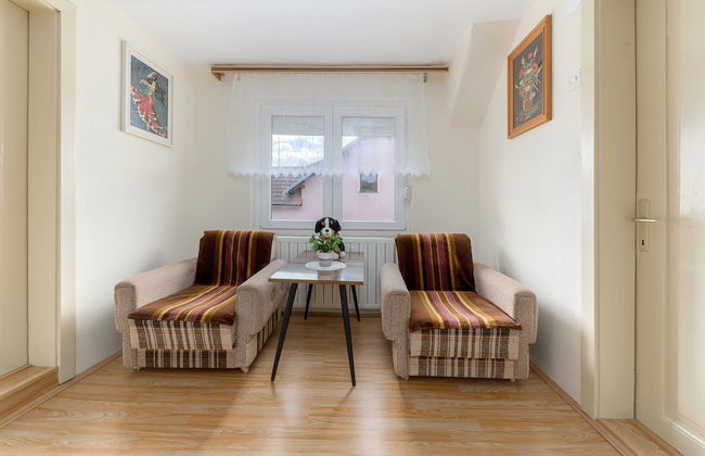 Pool House Mr ek Family Friendly - Photo 33