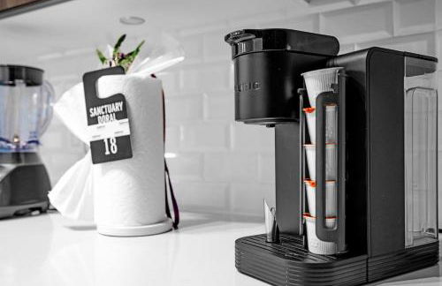 Tranquil 1 Bed Escape in Doral With Free Parking - Foto 12