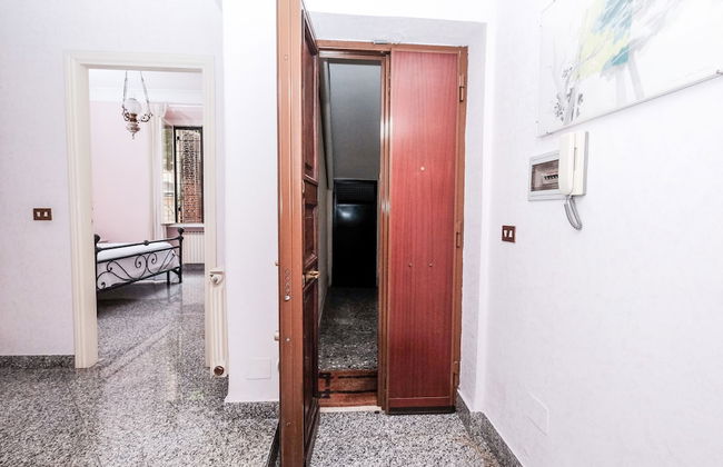 Lush Garden Steps Away from Great Park - Foto 32