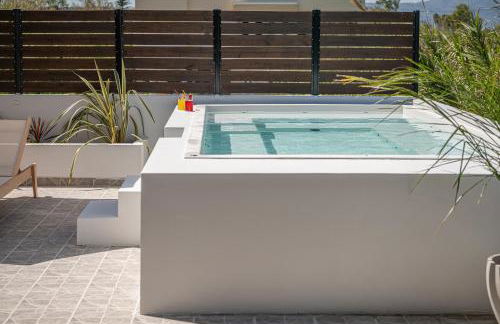 Sol Luxury Apartment - close to the beach with a private heated mini pool - Foto 41