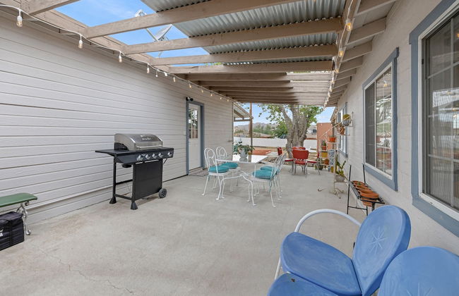 Fable by Avantstay 2 Unique Spaces w Bowling Hot Tub Fire Pit Large Yard - Photo 31