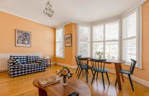 New! Cosy 2BR Victorian Flat, Mins to Tube - Foto 12