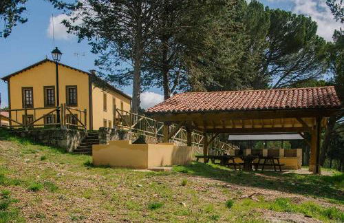 Centro Río Lobos - Photo 9