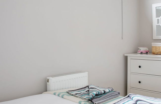 Tranquil Family Retreat 5 min to Beach Garden - Photo 36