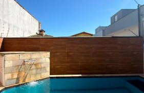 Casa em Itanhaém com 2 quartos garagem p 2 carros, churrasqueira, piscina 200 m da praia - Photo 4