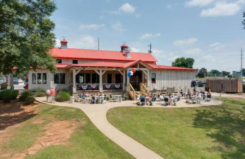 Lake Oconee Abode with Patio, Grill and Fire Pit Table - Foto 36