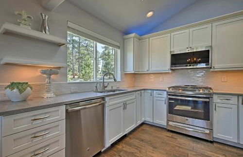 12 Mi to Red Rocks Morrison Home with Deck - Foto 6