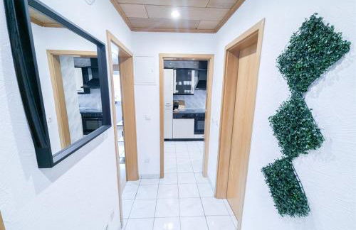 ALFA Stuttgart 3 Zimmer 6 Betten Apartment Zuffenhausen Porsche Bosch BZ WLAN EBK WM - Foto 22