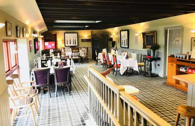 Newton Stewart-sleeps 6-pool-parking-pet Friendly - Photo 19