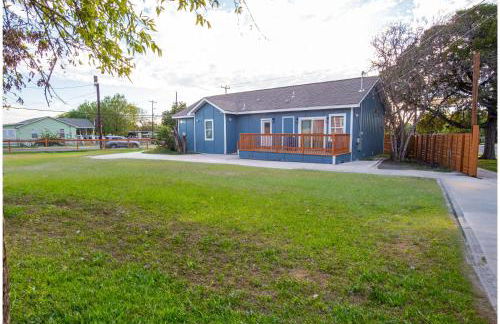 Downtown Dream Home Spacious 4br/2ba Sleeps 12! - Foto 46