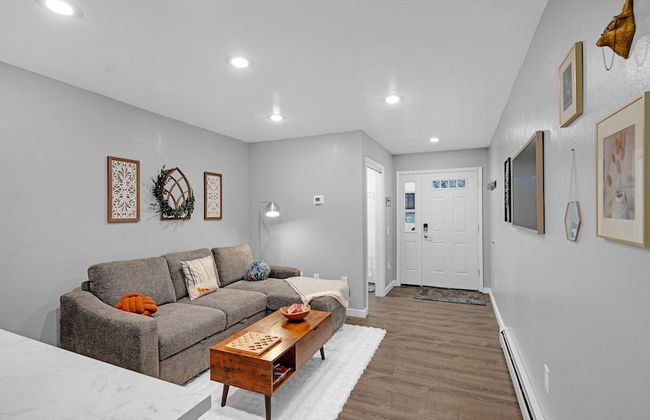 Fairbanks Fox Den 2 Bedroom Townhouse - Photo 7