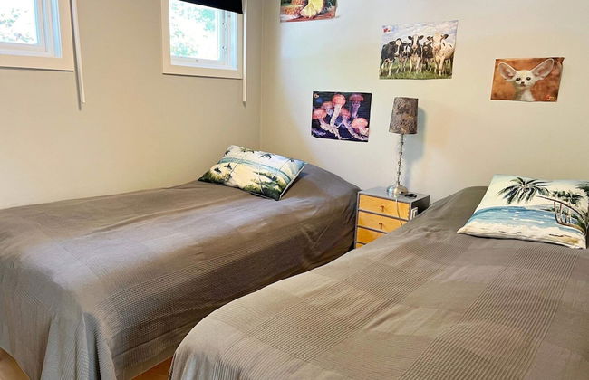 6 Person Holiday Home in Djurhamn - Photo 2