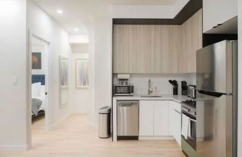 Luxury 2BR Duplex 5min to Central Park - Photo 7