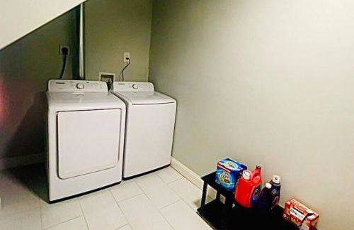 Private 5BR Estate by Stadium 16 Guests DC Line - Foto 14