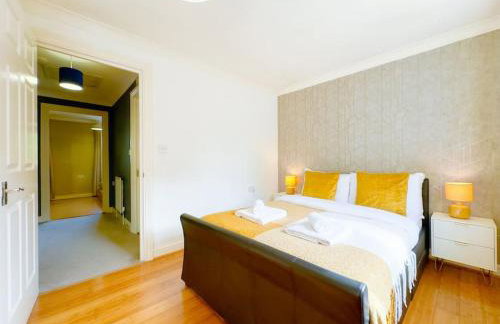 Last-Minute Specials l Modern 2 Double Bed Apartment for 5 Guests l Hofin Stays Short Lets & Serviced Accommodation - Foto 3