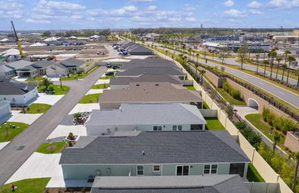 Spacious Golf Retreat-2 King Beds-Golf Cart- Full Kitchen & TVs in Every Room - Foto 10