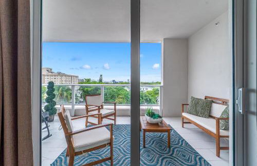 Stylish Apt with Pool and Gym near beach - Foto 26