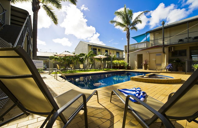 Moonlight Bay Apartments - Photo 25