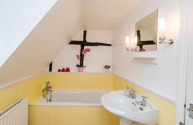 Yew Tree Cottage- Sleeps 12, Garden & Pet-friendly - Foto 25