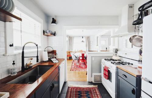 Amenities Galore Sweet Lil Bungalow in Sheridan - Foto 47