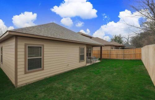 Your Vibrant Dallas Getaway Home - Foto 36