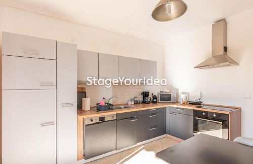 Lux apartment - one bedroom , living room , kitchen , bathroom - for 1 to 7 people, also for parties & gatherings up to 25 people, only 15 minutes from Thessaloniki city center and 8' minutes from Thessaloniki airport - Photo 18