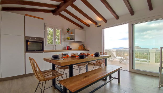 Kitchen / Dining Room