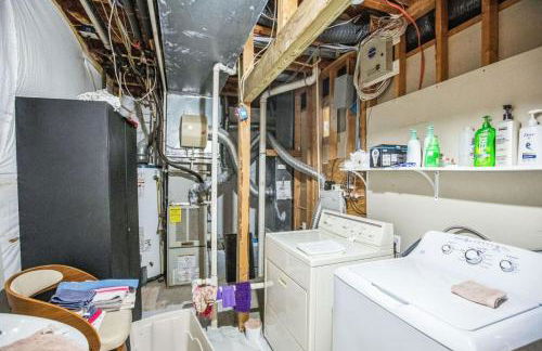 372A Cozy Lower Level Retreat 3 Rooms Pool Table - Foto 10