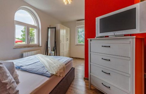 Amazing Home In Pula With Sauna - Foto 36