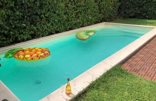 Villa Capri Apartment and Room - Photo 2