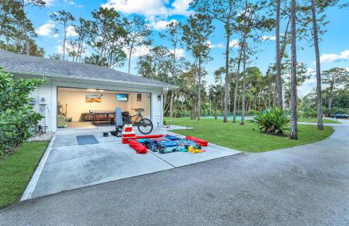 Lux Fam Private Resort Pool Spa, 2 Private Pickleball Courts, Basketball, Ping Pong Table, Mini Golf, Close To Beach & Dining Home Sleeps 8 - Photo 9