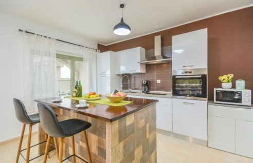 Villa Martin - Countryside Retreat with Pool & Pavilion - Foto 23