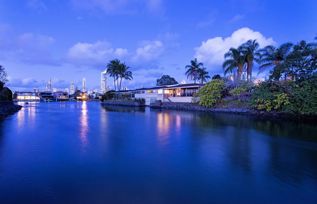 Sardinia 7 Bedroom Waterfront House - Q Stay - Foto 29