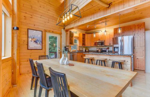 Grizzly Tower Packwood Cabin with Hot Tub! - Foto 8