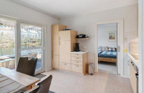 Idyllic Lakeside Cottage - Foto 10