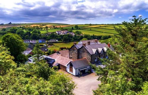 Wolfscastle Country Hotel - Foto 1