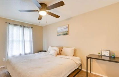 Modern 2BR Stay with Large Parking Pet Friendly - Foto 19