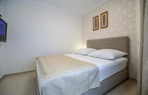 Stylisch und Schick, neue Wohnung, U-Bahn 2 Minuten - Photo 16