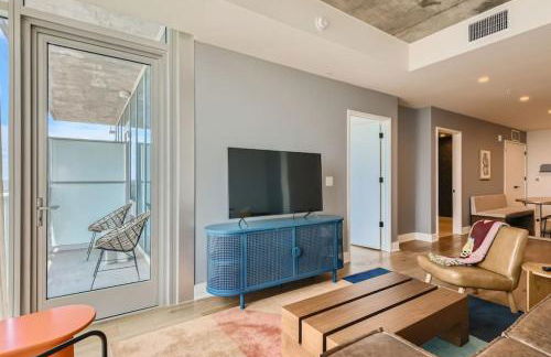 Luxury 1BR with Views, Rooftop Pool and Walk To Rainey St. - Foto 14