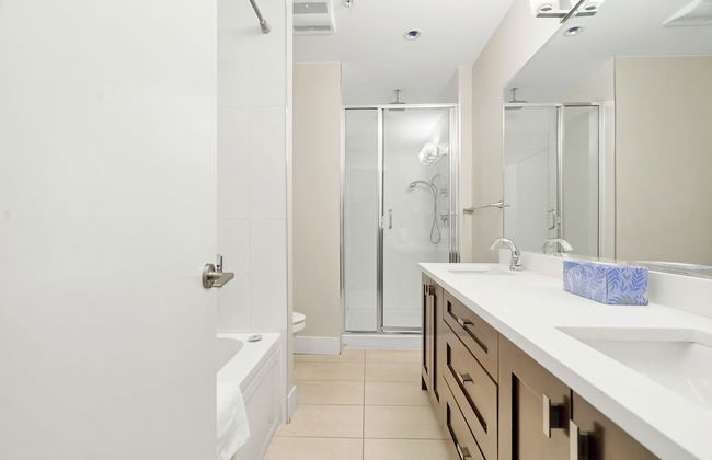 Embrace Serenity Luxe 2BR Suite - Photo 45