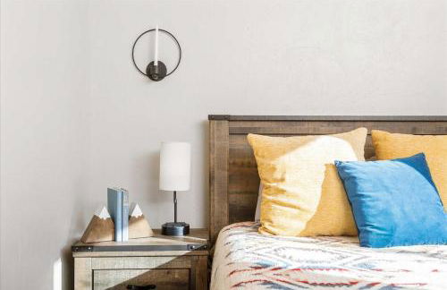 Modern Red Lodge Cabin - Walk to Broadway Ave - Foto 32