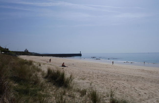 Holiday Home in Plozevet Near Beaches - Foto 26