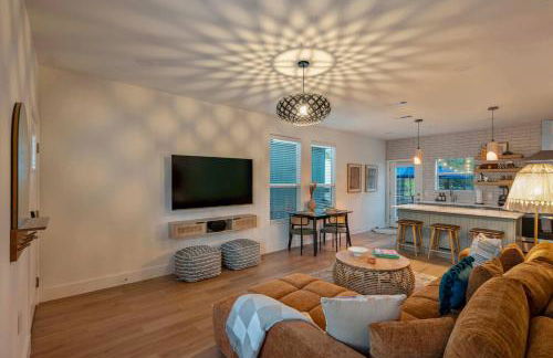 The Backyard Bliss - 4BR Heated Pool & Ping Pong - Foto 11