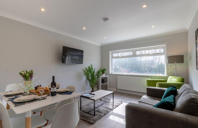 Altham Place-fully Refurbished 2-bath Bungalow - Foto 2