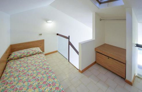 Stunning Apartment In San Feliciano - Foto 20