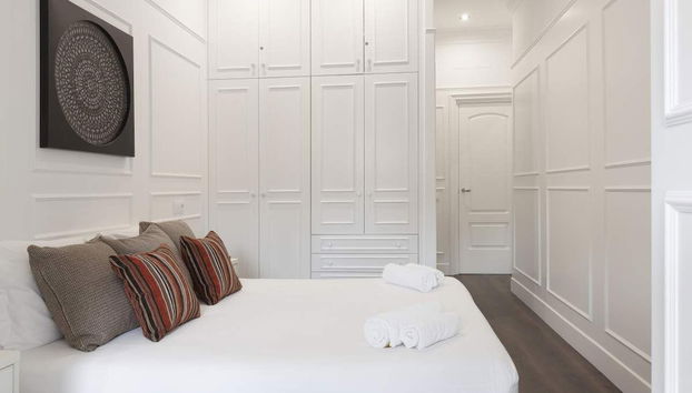 Enjoybcn Coliseum Apartments - Photo 5, Room